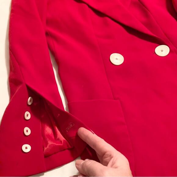 ZARA WOMAN Minimalist Luxury
ContemporaryClassic DoubleBreasted Red Blazer Sz. S - Picture 10 of 16